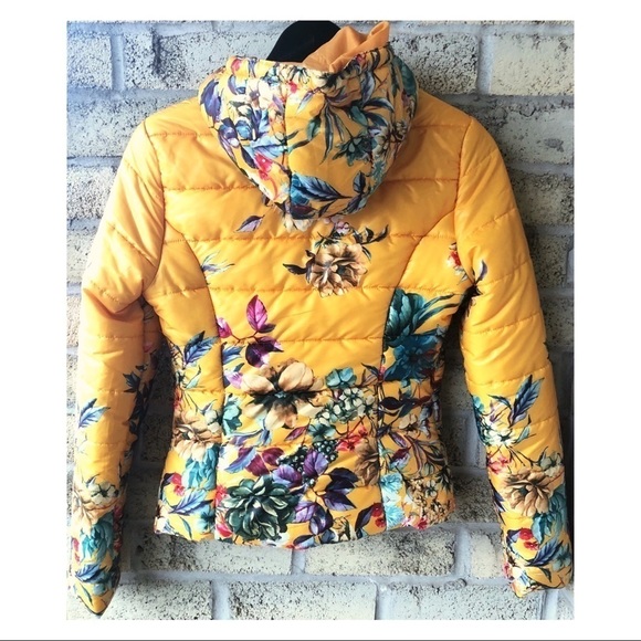 John & JENN Floral Print Hoodie Puffer Jacket - Picture 4 of 8